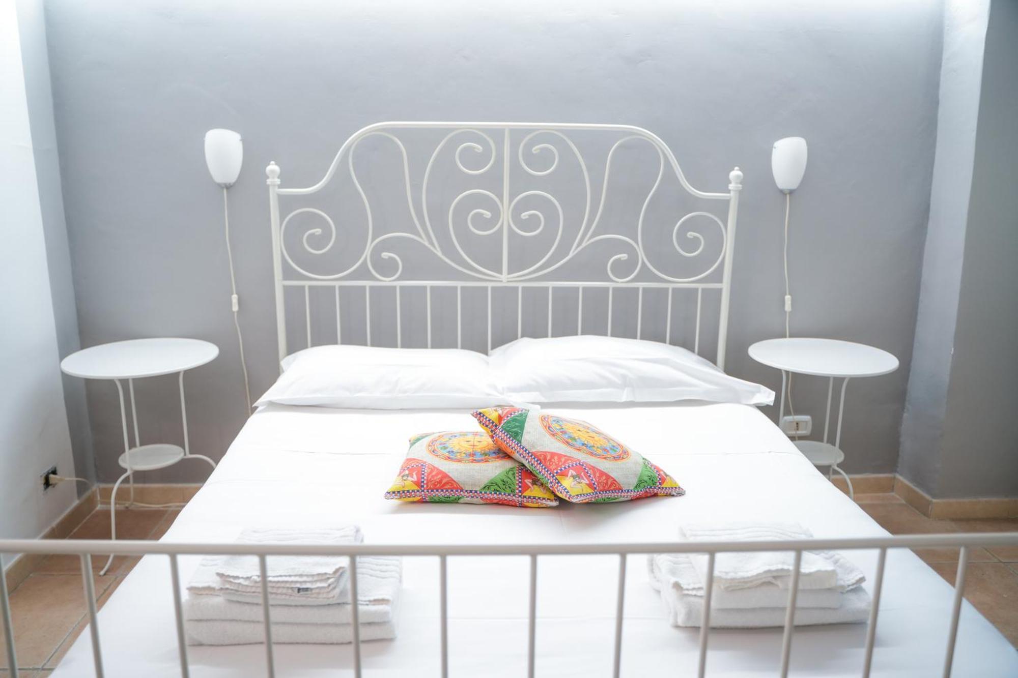 Catania Vibes Bed and Breakfast Εξωτερικό φωτογραφία